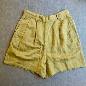NWT Dress Forum High-Waist Linen Pleated Shorts in Mustard Yellow XS/S